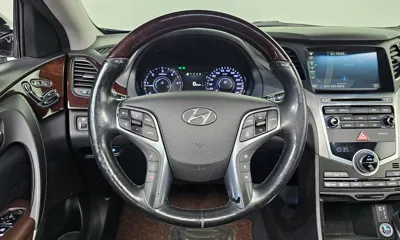 Hyundai Grandeur 2015, 163090 км, за 5618.72 USD - фото 15