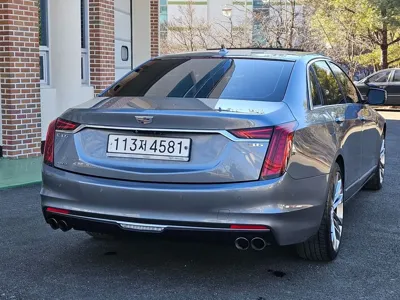 Cadillac CT6 2019, 120666 км, за 12994.86 USD