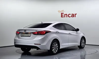 Hyundai Avante 2015, 132178 км, за 4095.43 USD - фото 2
