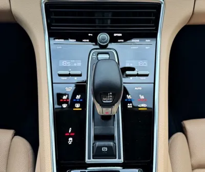 Porsche Panamera 2021, 10900 км, за 84521.68 USD - фото 17