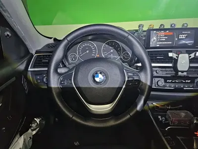 BMW 3 Series 2016, 106800 км, за 7489.55 USD - фото 6