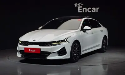 Kia K5 · 2021 год