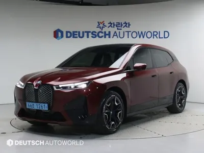 BMW iX · 2024 год
