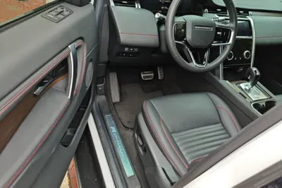 Land Rover Discovery Sport New Energy 2022, 52100 км, за 20668 USD - фото 23