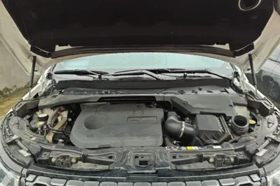 Land Rover Discovery Sport New Energy 2022, 52100 км, за 20668 USD - фото 30