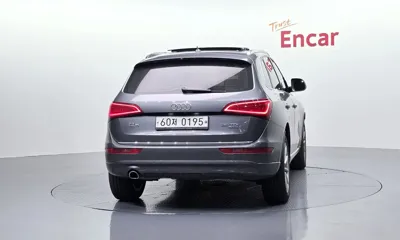 Audi Q5 2016, 195005 км, за 9425.99 USD
