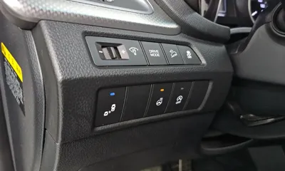 Hyundai Maxcruz 2018, 147813 км, за 8143.33 USD - фото 16