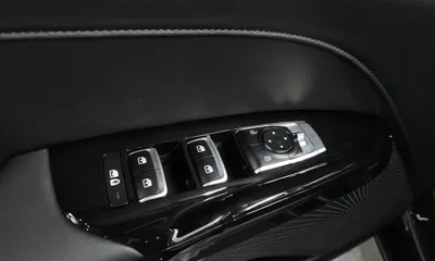 Kia K5 2023, 28426 км, за 23077.41 USD - фото 30