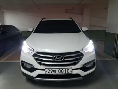 Hyundai Santafe 2016, 192829 км, за 6892.48 USD