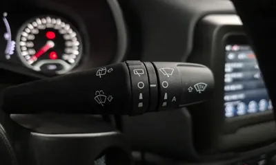 Jeep Renegade 2020, 63020 км, за 6314.13 USD - фото 19