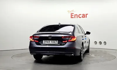 Honda Accord 2019, 129967 км, за 11376.19 USD