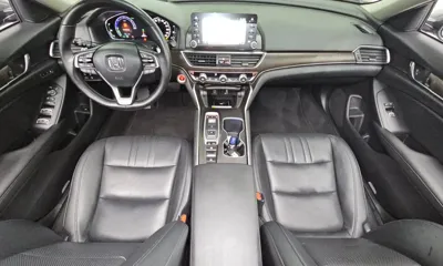 Honda Accord 2019, 129967 км, за 11324.67 USD - фото 7