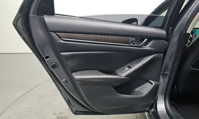 Honda Accord 2019, 129967 км, за 11324.67 USD - фото 25
