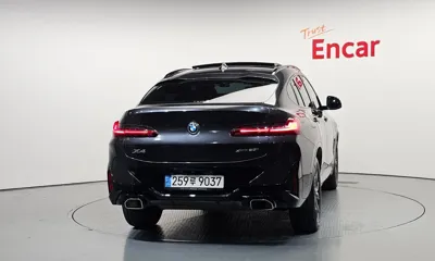 BMW X4 2022, 47028 км, за 31377.18 USD