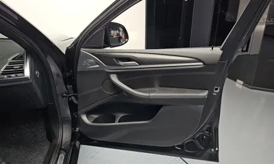 BMW X4 2022, 47028 км, за 31377.18 USD - фото 24
