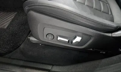BMW X4 2022, 47028 км, за 31377.18 USD - фото 31