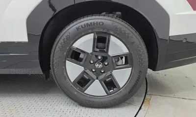 Hyundai Santafe 2024, 31892 км, за 25937.71 USD - фото 21