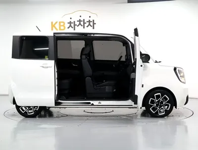 Kia Ray 2023, 67438 км, за 9702.41 USD