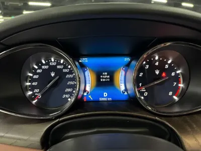 Maserati Quattroporte 2017, 51000 км, за 25600.63 USD