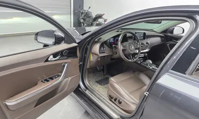 Kia Stinger 2018, 112903 км, за 9556 USD - фото 10