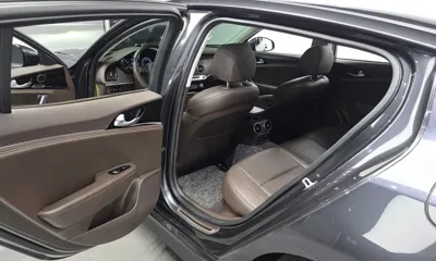 Kia Stinger 2018, 112903 км, за 9556 USD - фото 11