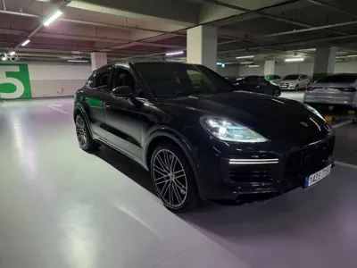 Porsche Cayenne 2021, 35169 км, за 71654.76 USD