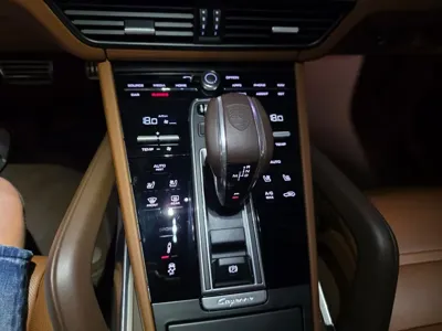 Porsche Cayenne 2021, 35169 км, за 71654.76 USD - фото 10