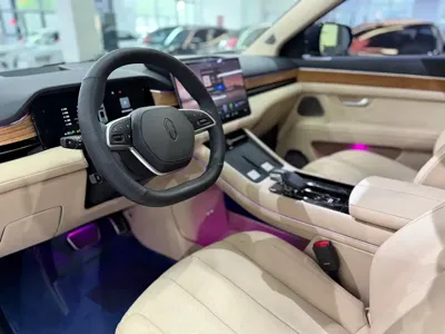 AITO 问界 AITO M7 2023, 84000 км, за 20300.18 USD