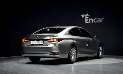 Lexus ES 2019, 38557 км, за 29005.61 USD