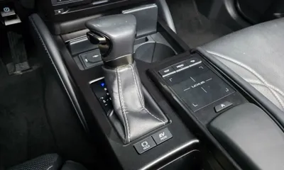 Lexus ES 2019, 38557 км, за 29005.61 USD - фото 9