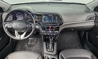 Hyundai Avante 2019, 90409 км, за 4955.4 USD - фото 7