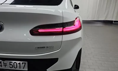 BMW X4 2024, 21021 км, за 42579.46 USD - фото 23