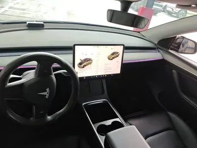 Tesla Model Y 2023, 36000 км, за 25007.47 USD