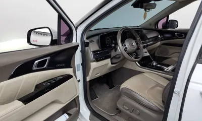 Kia Canival 2021, 113382 км, за 21523.16 USD - фото 10