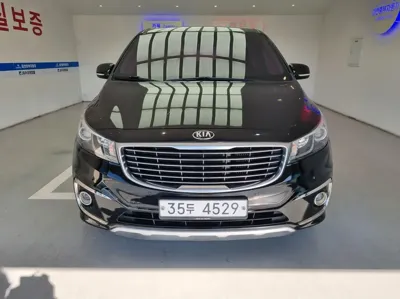 Kia Canival · 2018 год