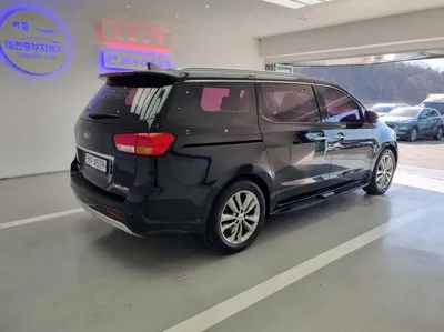 Kia Canival 2018, 130590 км, за 8861.76 USD - фото 16