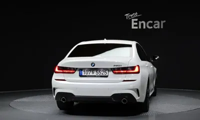 BMW 3-Series 2022, 33394 км, за 21402.57 USD