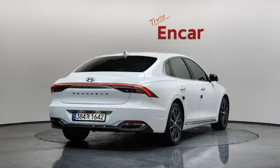 Hyundai Grandeur 2022, 40268 км, за 17509.08 USD