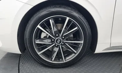 Hyundai Grandeur 2022, 40268 км, за 17509.08 USD