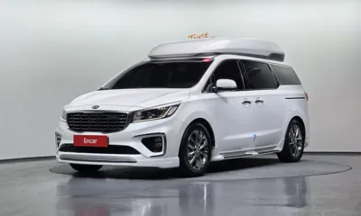 Kia Canival · 2019 год