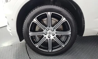 Volvo XC60 2019, 127585 км, за 16214.1 USD