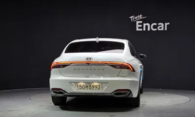 Hyundai Grandeur 2022, 44682 км, за 15798.53 USD