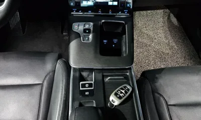 Hyundai Grandeur 2022, 44682 км, за 15688.59 USD - фото 9