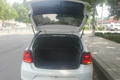 Volkswagen Polo 2018, 27799 км, за 7471 USD - фото 22