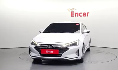Hyundai Avante 2019, 136278 км, за 7271.29 USD