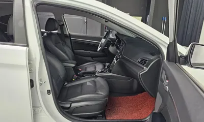 Hyundai Avante 2019, 136278 км, за 7271.29 USD - фото 12