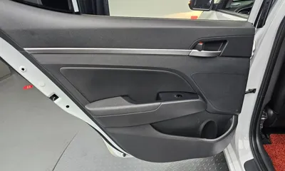 Hyundai Avante 2019, 136278 км, за 7271.29 USD - фото 25