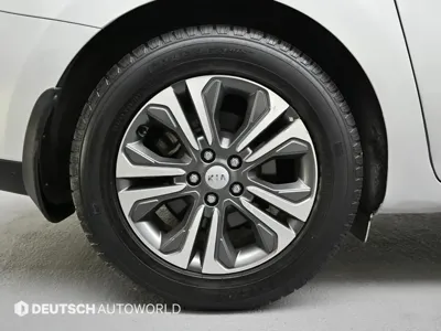 Kia Canival 2019, 124846 км, за 8054.34 USD