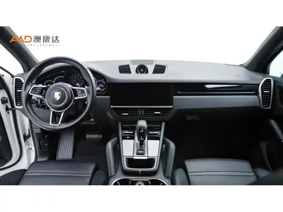 Porsche Cayenne 2020, 57000 км, за 56654.84 USD