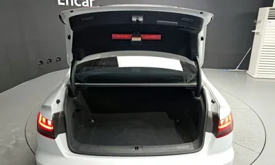 Audi A4 2021, 29879 км, за 18373.38 USD - фото 20